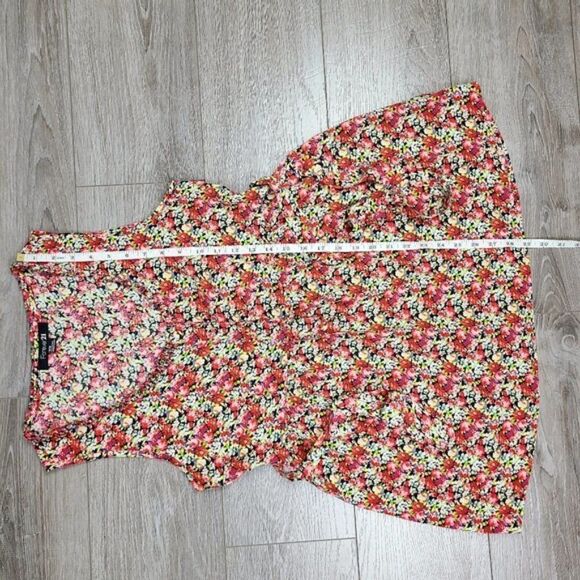 FOREVER 21 Floral Button Front Skater Dress Medium - Picture 15 of 16